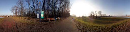 Duisburg, Rheindamm